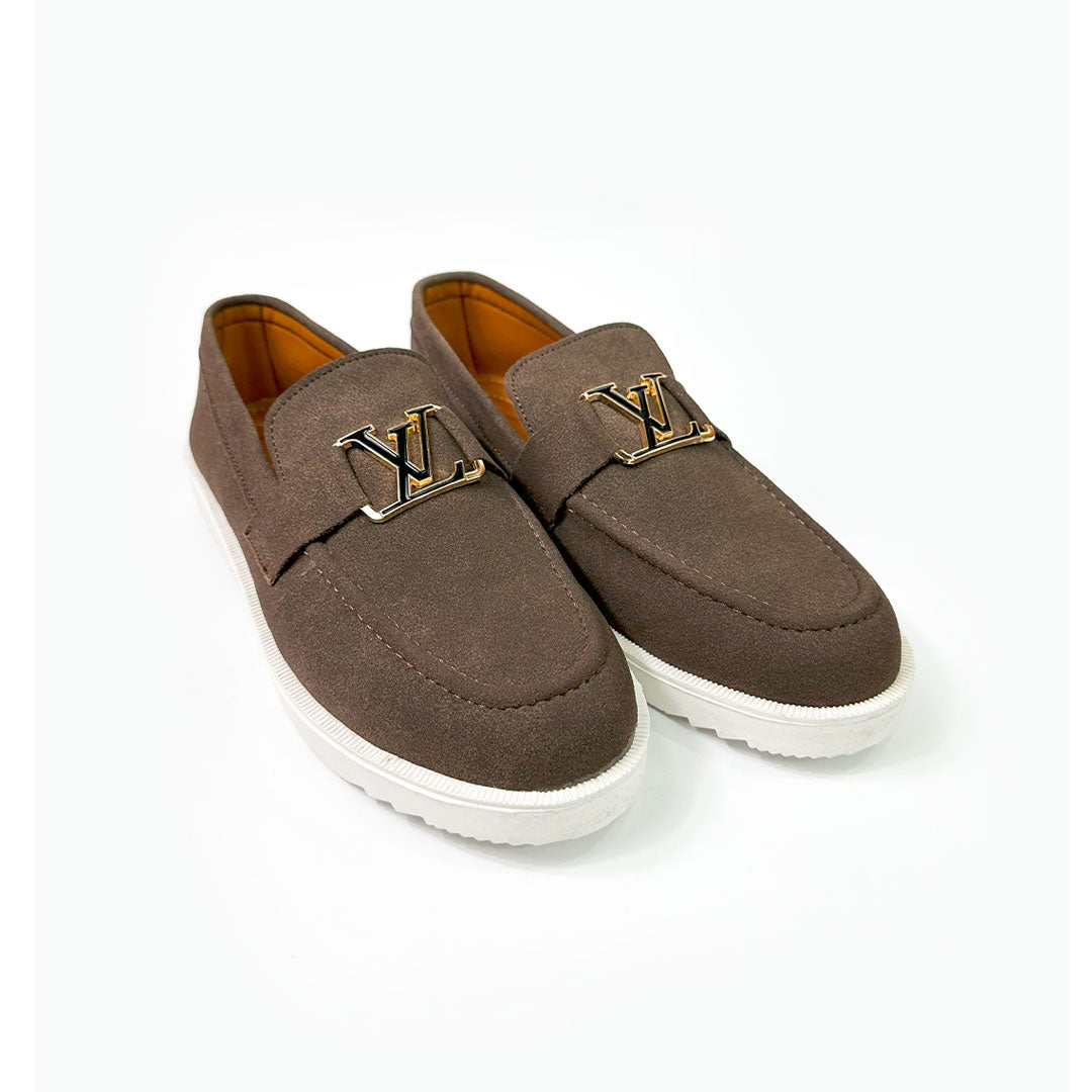 EMBLEM SUEDE LOAFERS