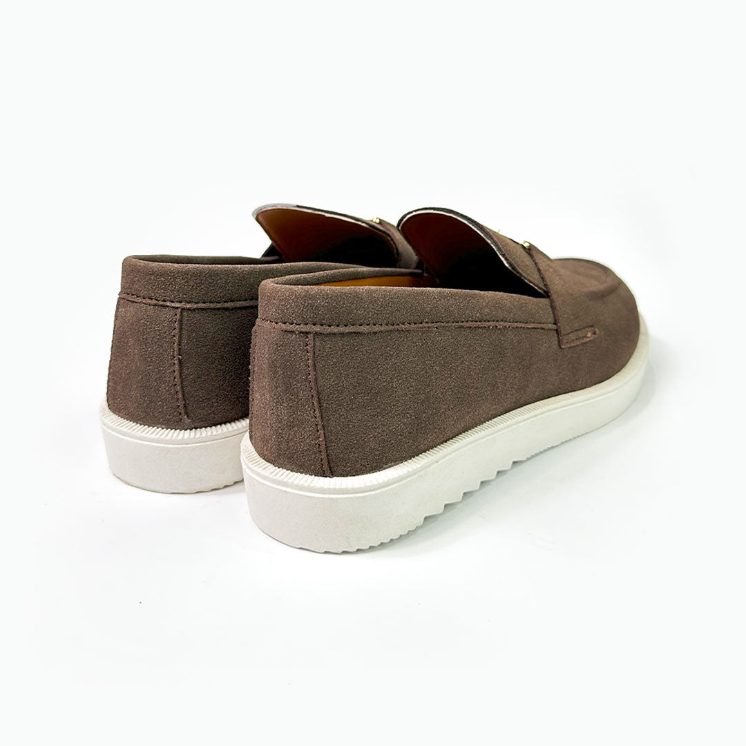 EMBLEM SUEDE LOAFERS